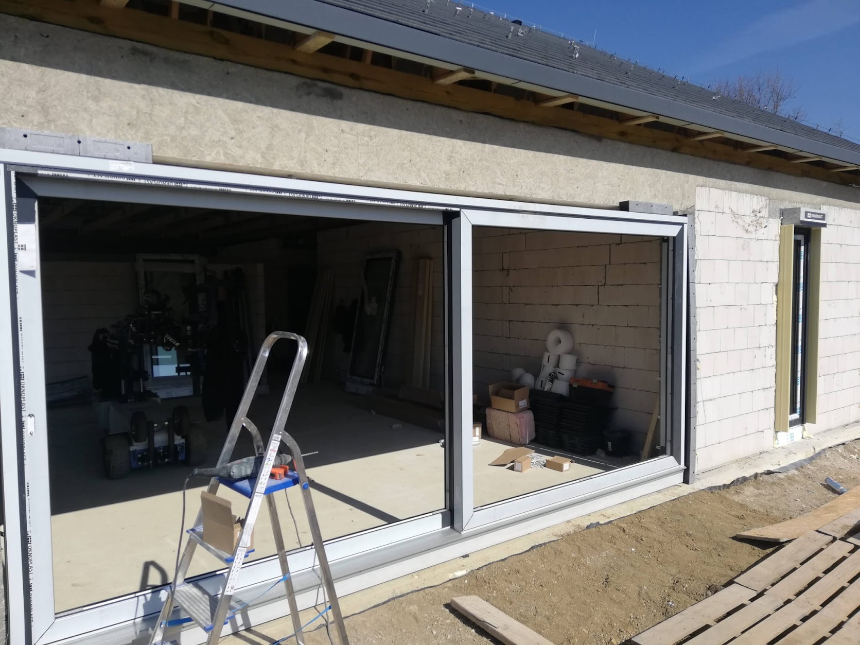 Montaż systemu przesuwnego HST w stanie surowym